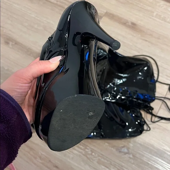 PLEASER • DELIGHT-3023 6" Heel Platform Lace-Up Stretch Thigh Boots - Picture 7 of 8